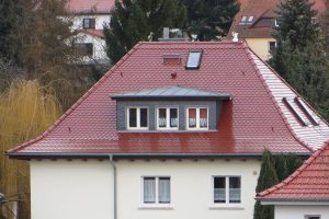 Walmdacheindeckung mit Biberschwanzziegeln