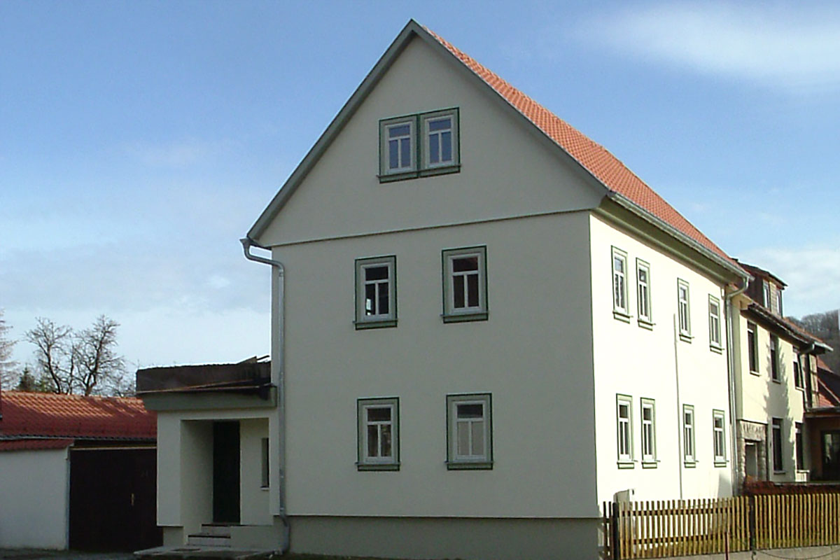 AUFSTOCKUNGEN